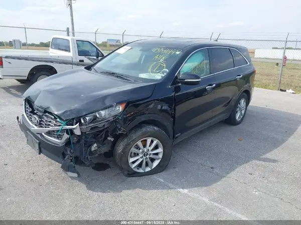 5XYPGDA59KG522974 2019 KIA SORENTO - Image 2