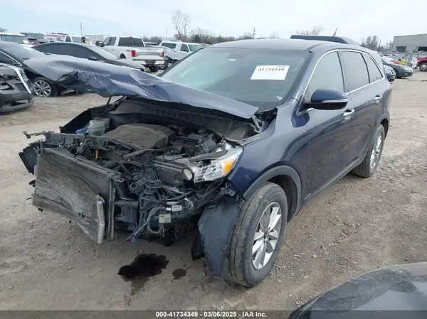 5XYPGDA59KG547468 2019 KIA SORENTO - Image 2