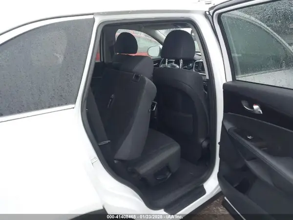 5XYPGDA59KG552847 2019 KIA SORENTO - Image 8