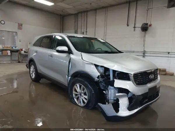 5XYPGDA59KG554274 2019 KIA SORENTO - Image 1