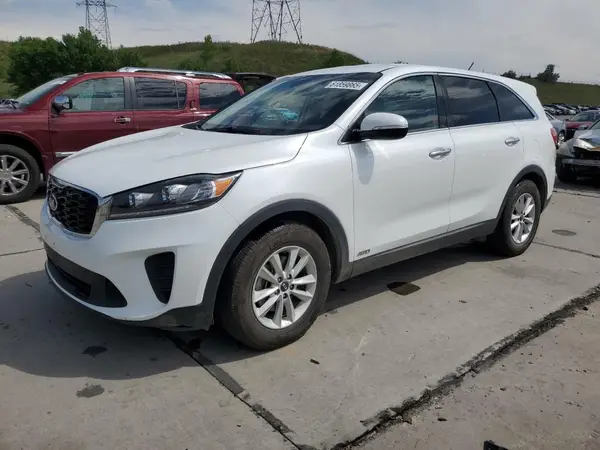 5XYPGDA59KG558888 2019 KIA SORENTO - Image 1