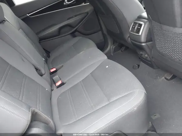5XYPGDA59KG567249 2019 KIA SORENTO - Image 8