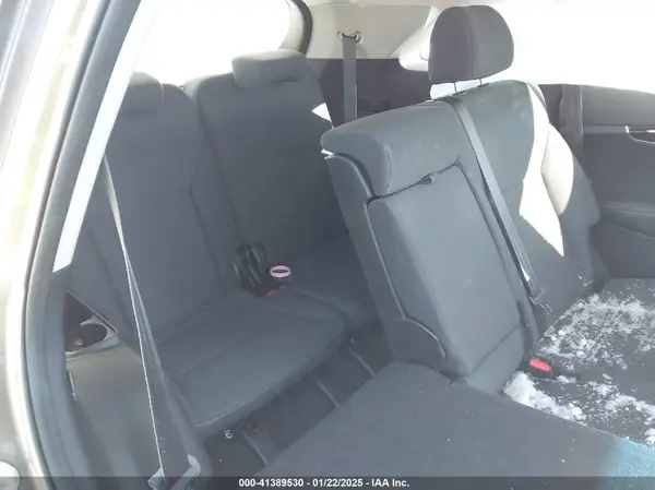 5XYPGDA59KG570278 2019 KIA SORENTO - Image 8