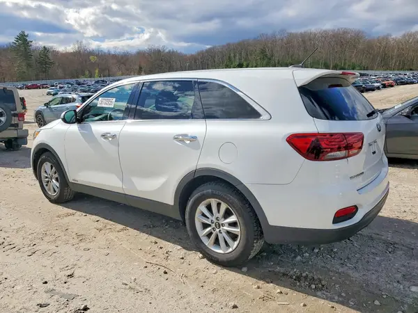 5XYPGDA59KG571818 2019 KIA SORENTO - Image 2