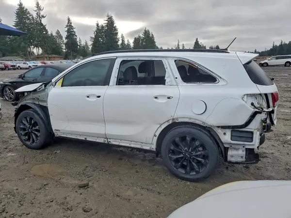 5XYPGDA59KG587310 2019 KIA SORENTO - Image 2