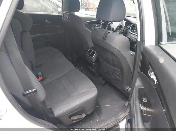 5XYPGDA59LG617679 2020 KIA SORENTO - Image 8