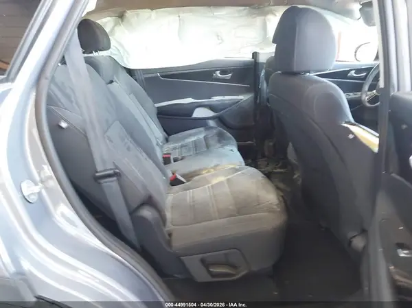 5XYPGDA59LG618573 2020 KIA SORENTO - Image 8