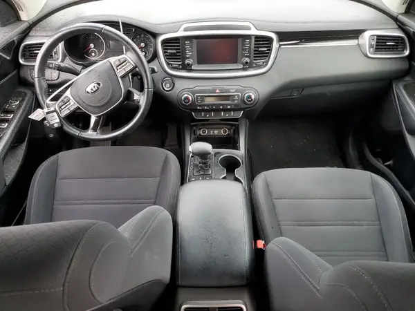 5XYPGDA59LG663285 2020 KIA SORENTO - Image 8