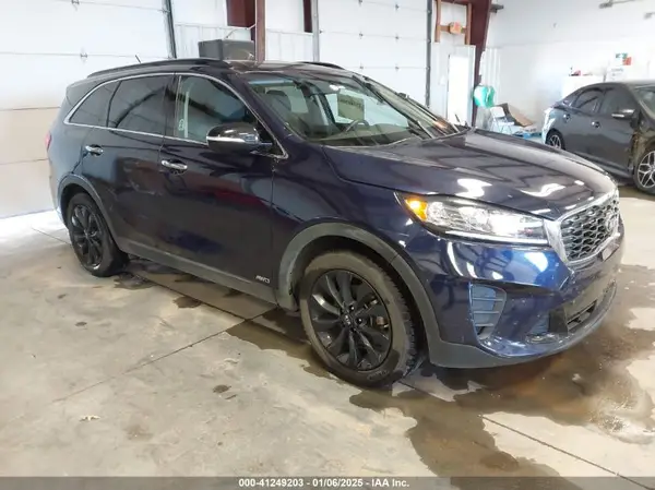 5XYPGDA59LG688865 2020 KIA SORENTO - Image 1