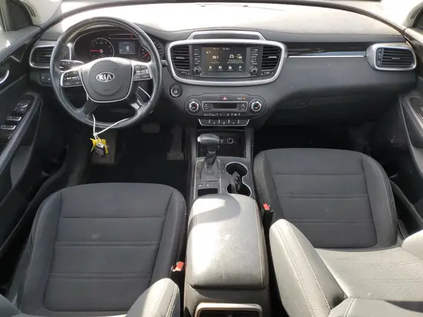 5XYPGDA59LG689871 2020 KIA SORENTO - Image 8
