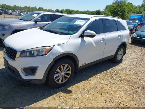 5XYPGDA5XGG007456 2016 KIA SORENTO - Image 2