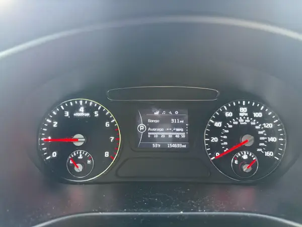 5XYPGDA5XGG008803 2016 KIA SORENTO - Image 8