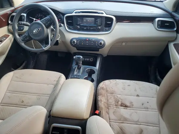 5XYPGDA5XGG038741 2016 KIA SORENTO - Image 8
