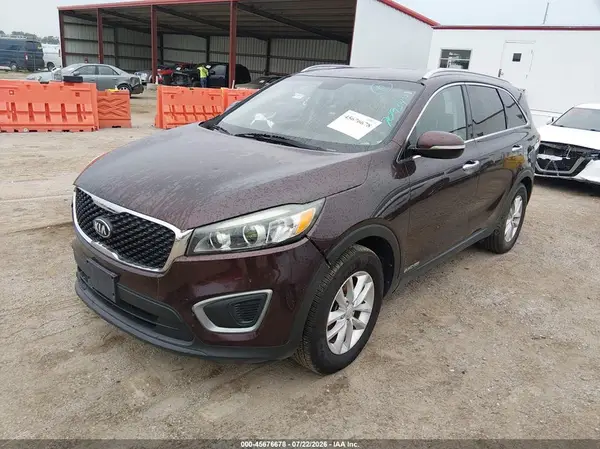 5XYPGDA5XGG049402 2016 KIA SORENTO - Image 2
