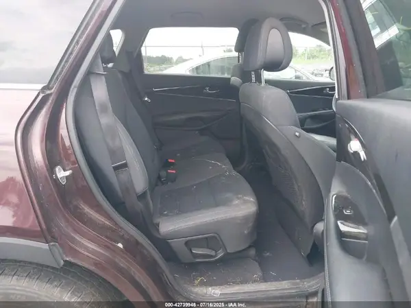 5XYPGDA5XGG063008 2016 KIA SORENTO - Image 8