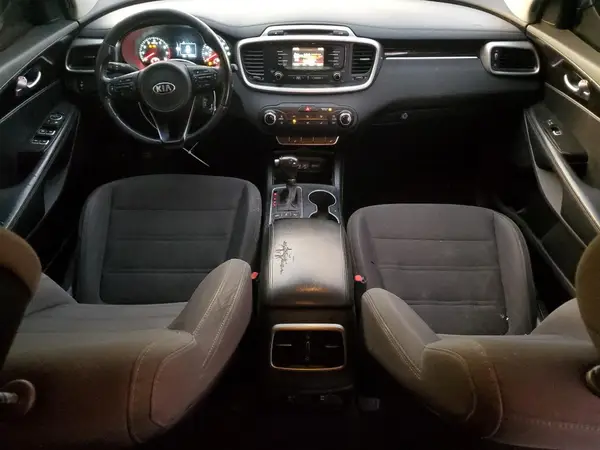 5XYPGDA5XGG080259 2016 KIA SORENTO - Image 8