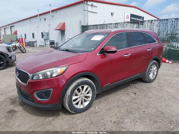 5XYPGDA5XGG110666 2016 KIA SORENTO - Image 2