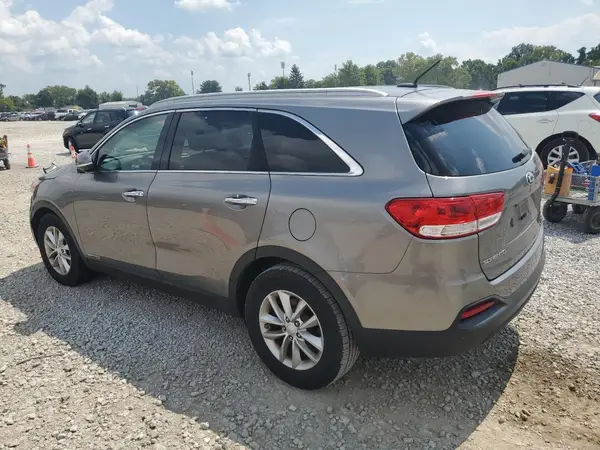 5XYPGDA5XGG111638 2016 KIA SORENTO - Image 2