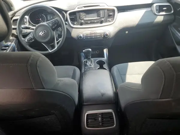 5XYPGDA5XGG111638 2016 KIA SORENTO - Image 8