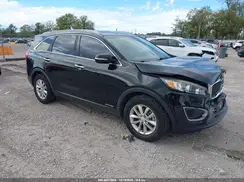 5XYPGDA5XGG111719 2016 KIA SORENTO