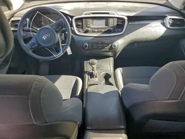 5XYPGDA5XGG130531 2016 KIA SORENTO - Image 8