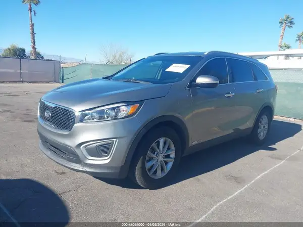 5XYPGDA5XGG130965 2016 KIA SORENTO - Image 2
