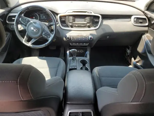 5XYPGDA5XGG134241 2016 KIA SORENTO - Image 8