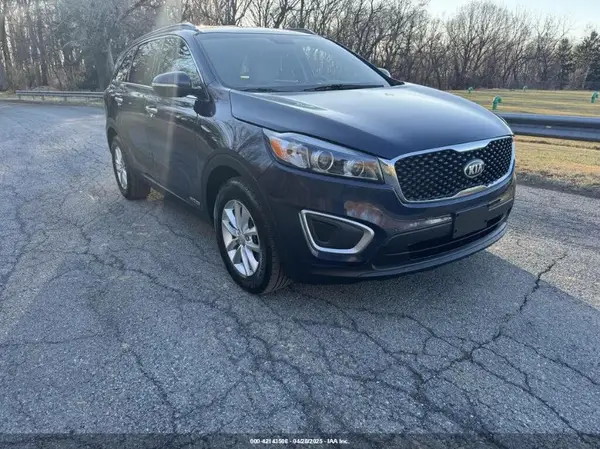 5XYPGDA5XGG14262 2016 KIA SORENTO - Image 1