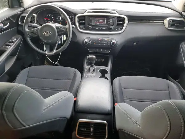 5XYPGDA5XGG163030 2016 KIA SORENTO - Image 8