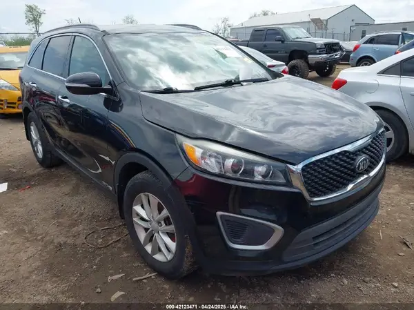 5XYPGDA5XGG168325 2016 KIA SORENTO - Image 1