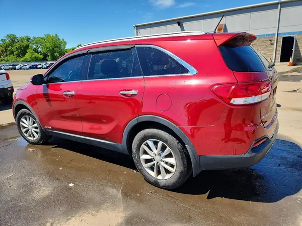 5XYPGDA5XGG173301 2016 KIA SORENTO - Image 2