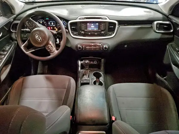 5XYPGDA5XGG177140 2016 KIA SORENTO - Image 8