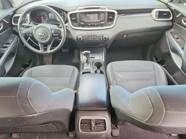 5XYPGDA5XHG196451 2017 KIA SORENTO - Image 8
