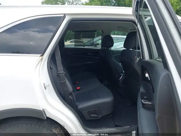5XYPGDA5XHG207187 2017 KIA SORENTO - Image 8