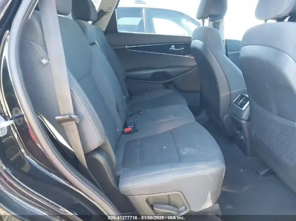 5XYPGDA5XHG207545 2017 KIA SORENTO - Image 8