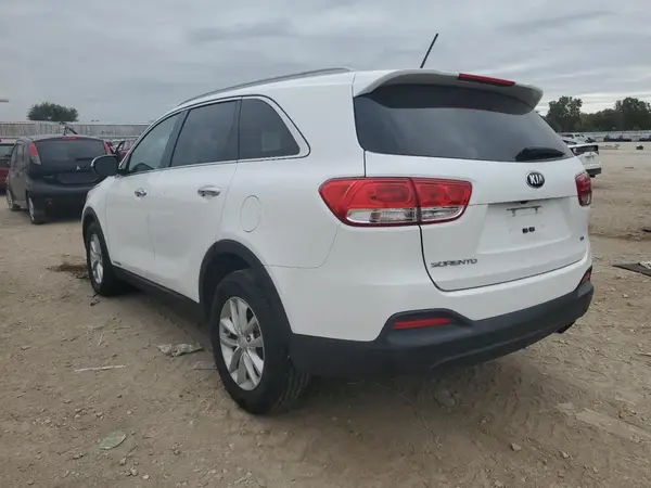 5XYPGDA5XHG209599 2017 KIA SORENTO - Image 2