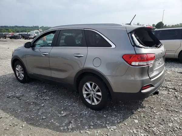 5XYPGDA5XHG209702 2017 KIA SORENTO - Image 2