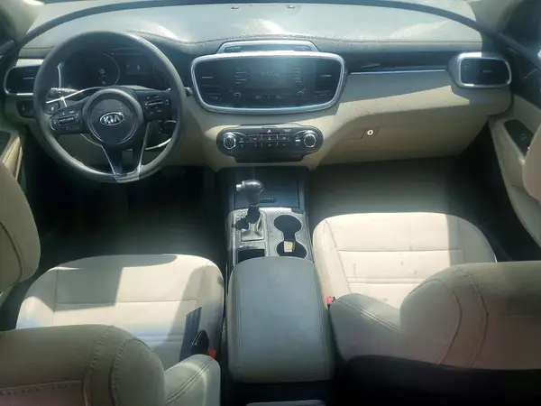 5XYPGDA5XHG221610 2017 KIA SORENTO - Image 8