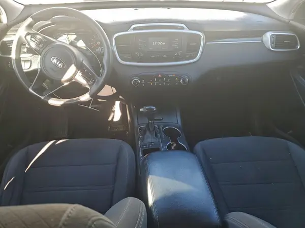5XYPGDA5XHG228752 2017 KIA SORENTO - Image 8