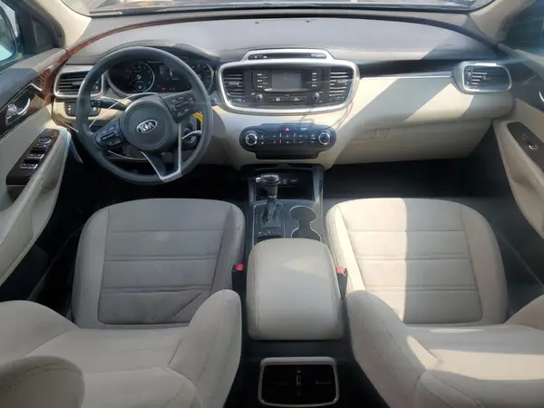 5XYPGDA5XHG235460 2017 KIA SORENTO - Image 8