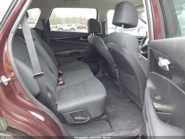 5XYPGDA5XHG240979 2017 KIA SORENTO - Image 8