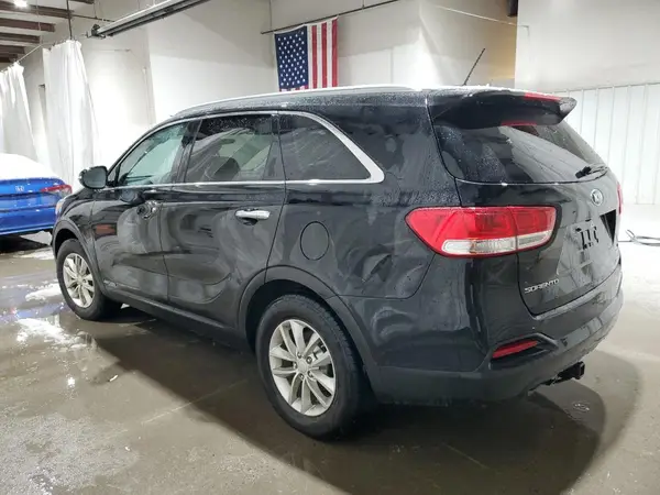 5XYPGDA5XHG247124 2017 KIA SORENTO - Image 2