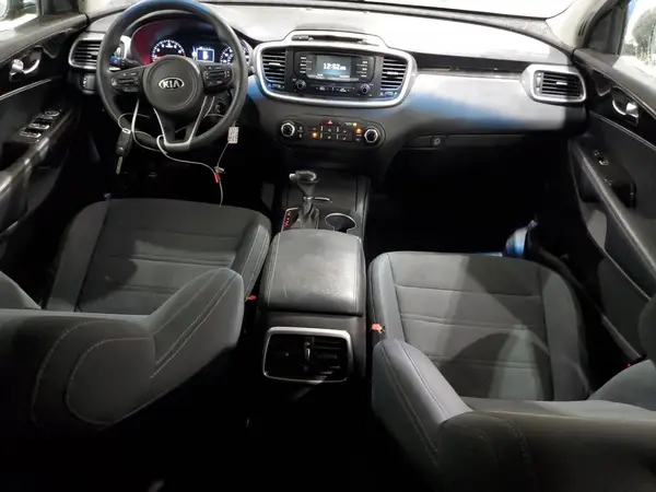 5XYPGDA5XHG247124 2017 KIA SORENTO - Image 8