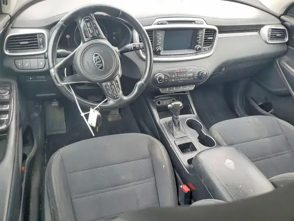 5XYPGDA5XHG302994 2017 KIA SORENTO - Image 8
