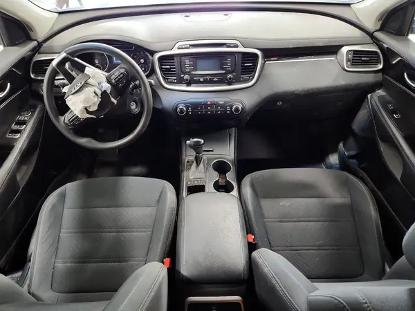 5XYPGDA5XHG313686 2017 KIA SORENTO - Image 8