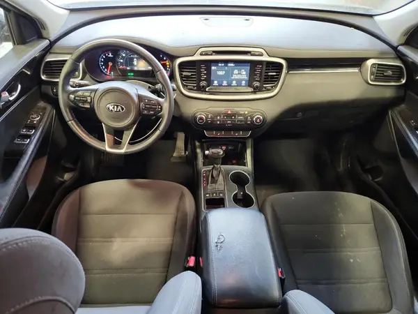 5XYPGDA5XHG321299 2017 KIA SORENTO - Image 8