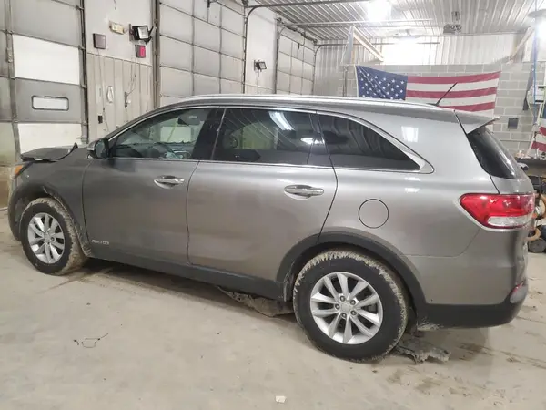 5XYPGDA5XHG328849 2017 KIA SORENTO - Image 2