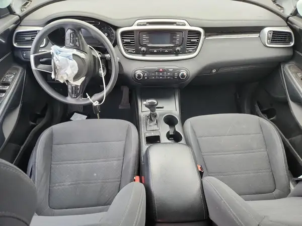 5XYPGDA5XHG333050 2017 KIA SORENTO - Image 8
