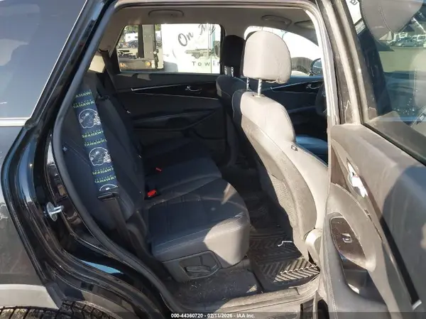 5XYPGDA5XHG334022 2017 KIA SORENTO - Image 8
