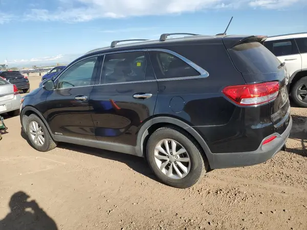 5XYPGDA5XHG335977 2017 KIA SORENTO - Image 2